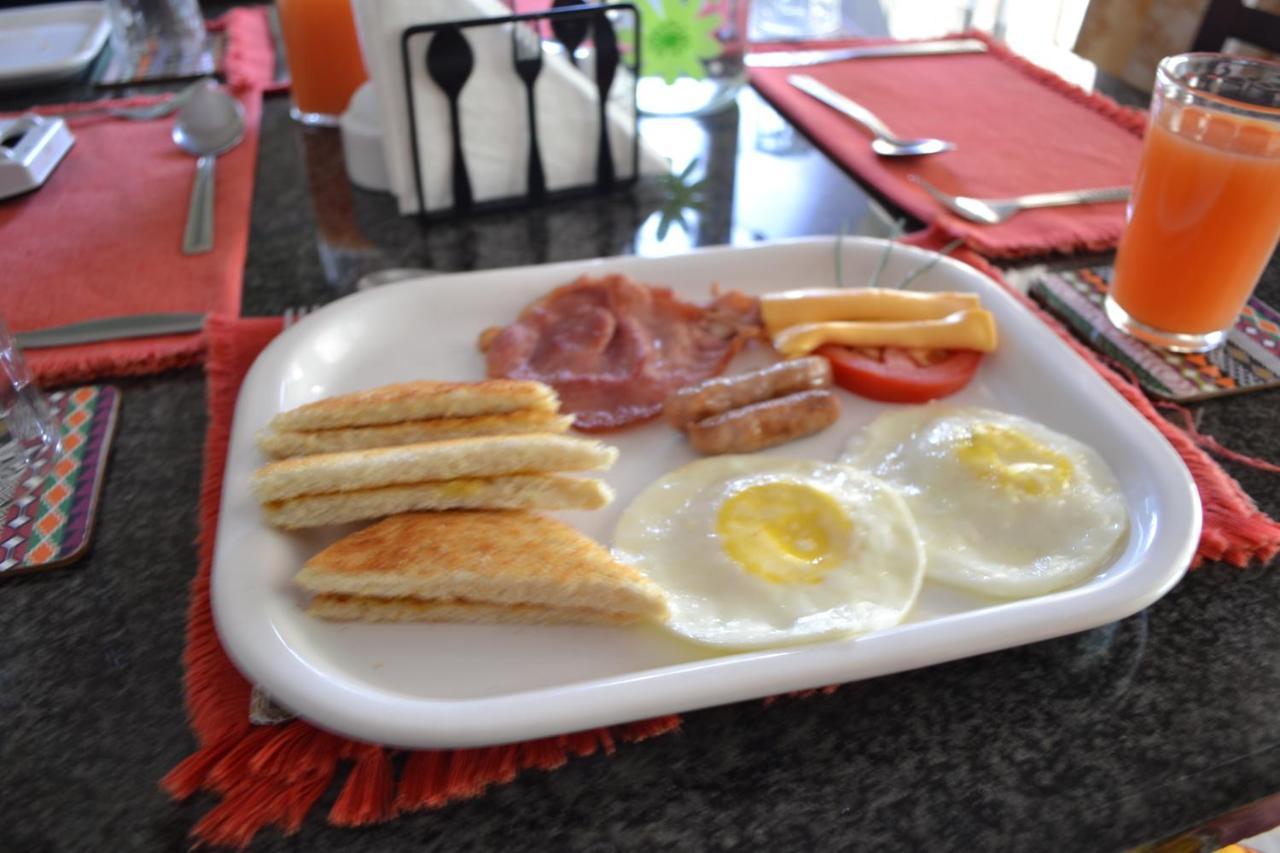Kamogelo Guest House Pilanesberg Bagian luar foto